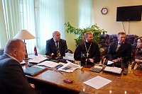 Священник Валерий Суворов: Церковь готова духовно поддерживать судебных приставов